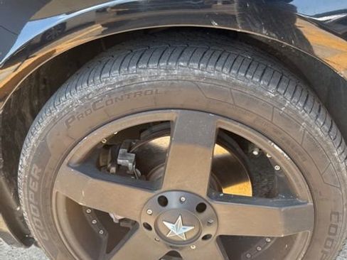Used 2018 Ford Fusion SE w/ Fusion SE Technology Package FWD image 30