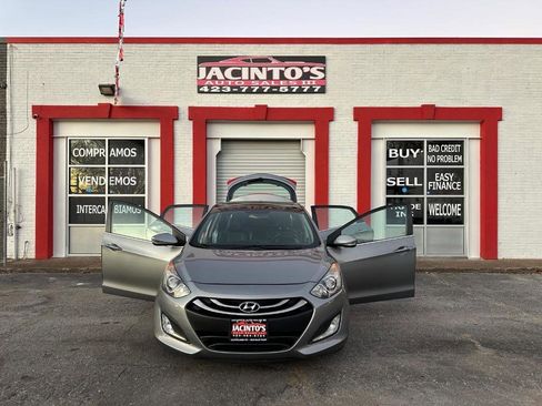 Used 2015 Hyundai Elantra GT w/ Option Group 03 image 47