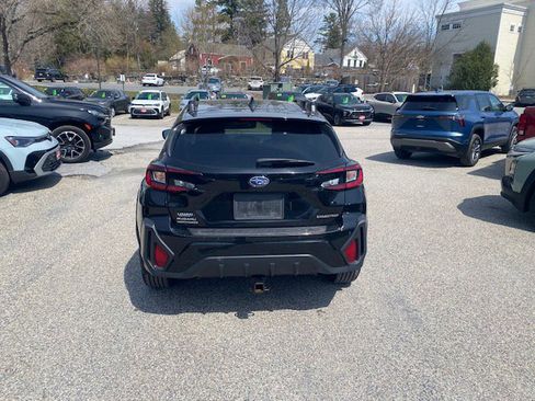 Used 2024 Subaru Crosstrek 2.5i Limited image 5