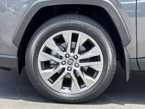 Certified 2023 Toyota RAV4 XLE Premium FWD image 33