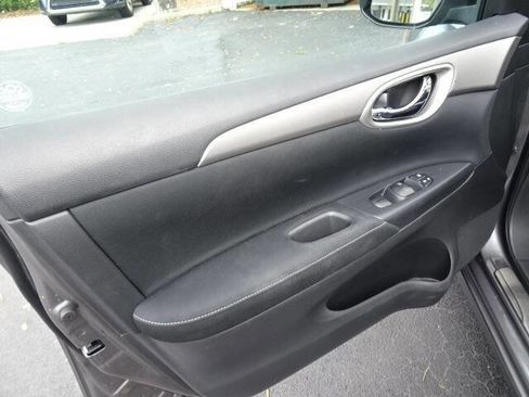 Used 2015 Nissan Sentra S image 26