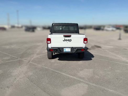 New 2026 Jeep Gladiator Sport image 10