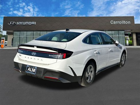 New 2025 Hyundai Sonata SE image 5