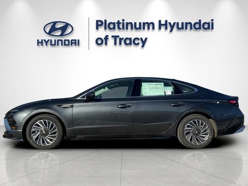 New 2026 Hyundai Sonata Limited FWD image 7