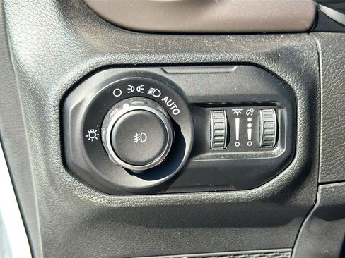 Used 2021 Jeep Wrangler Unlimited Rubicon w/ LED Lighting Group image 31