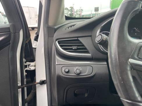 Used 2018 Buick Encore Preferred image 16