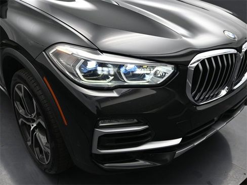 Used 2019 BMW X5 xDrive50i w/ Executive Package image 22