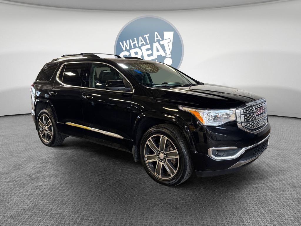 Used 2019 GMC Acadia Denali w/ Technology Package AWD/4WD image 1
