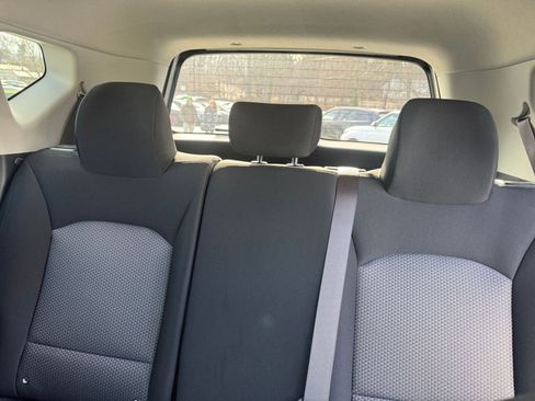 Used 2025 Kia Soul LX w/ LX Technology Package image 32