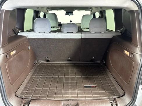 Used 2015 Jeep Renegade Latitude FWD image 29