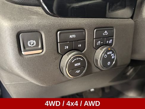 Used 2024 Chevrolet Silverado 1500 LT AWD/4WD image 10