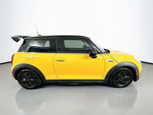 Used 2015 MINI Cooper 2-Door Hardtop FWD image 4