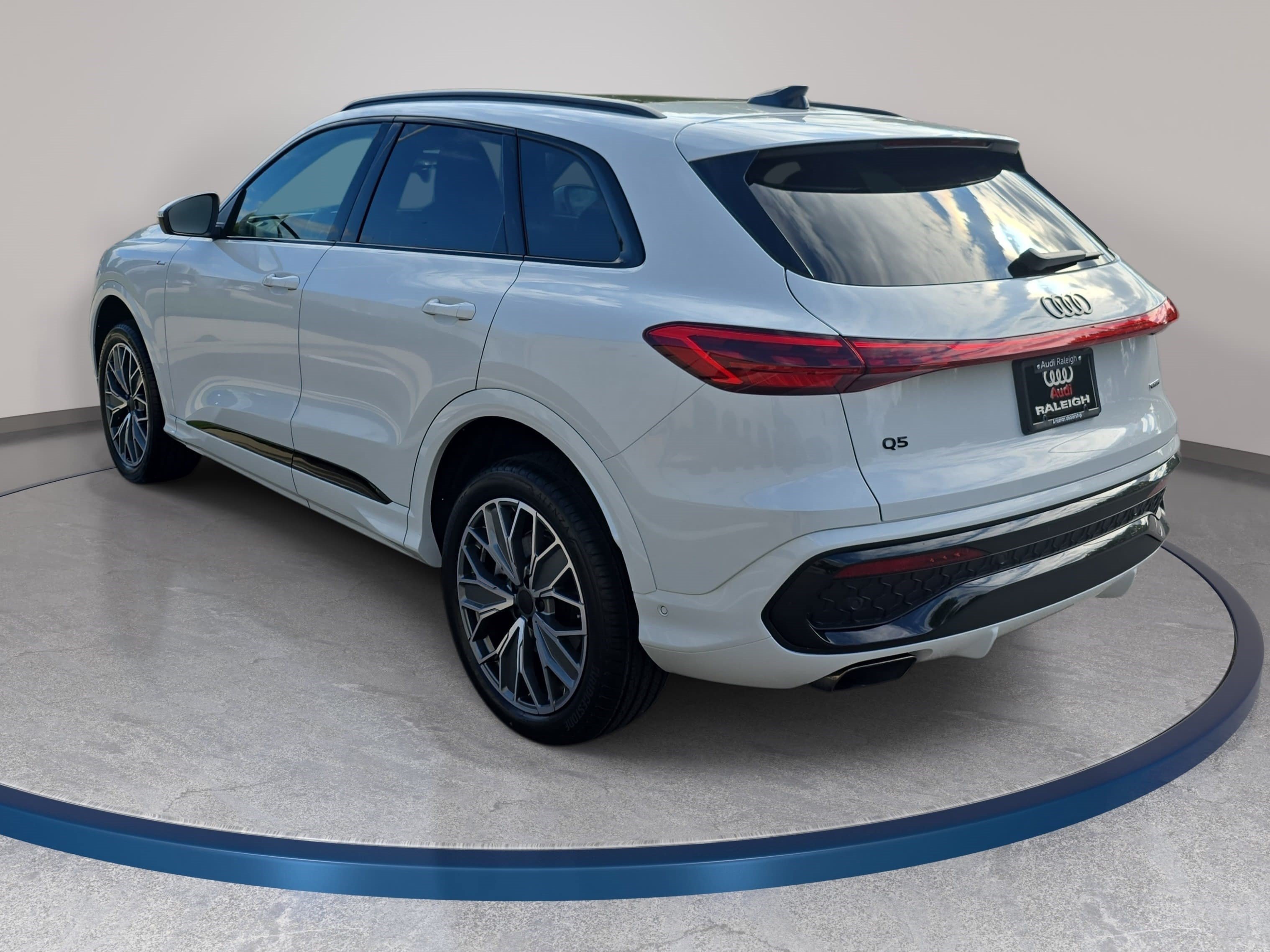 New 2026 Audi Q5 Premium Plus AWD/4WD image 7