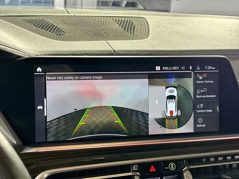 Used 2023 BMW X5 sDrive40i image 17