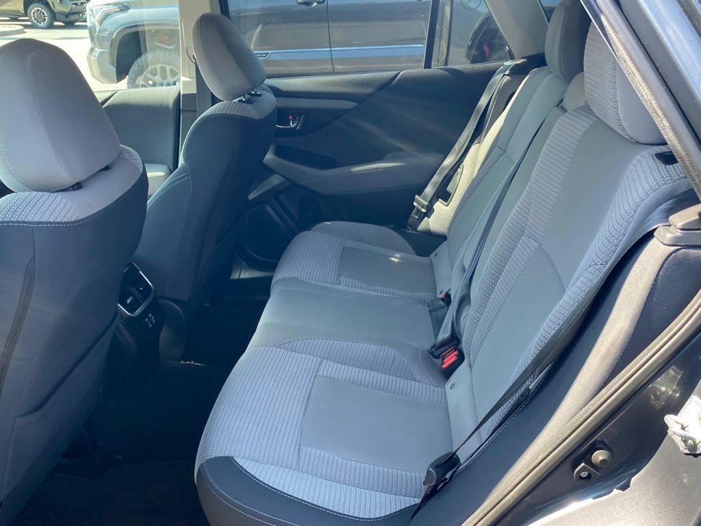 Used 2023 Subaru Outback Premium AWD/4WD image 8