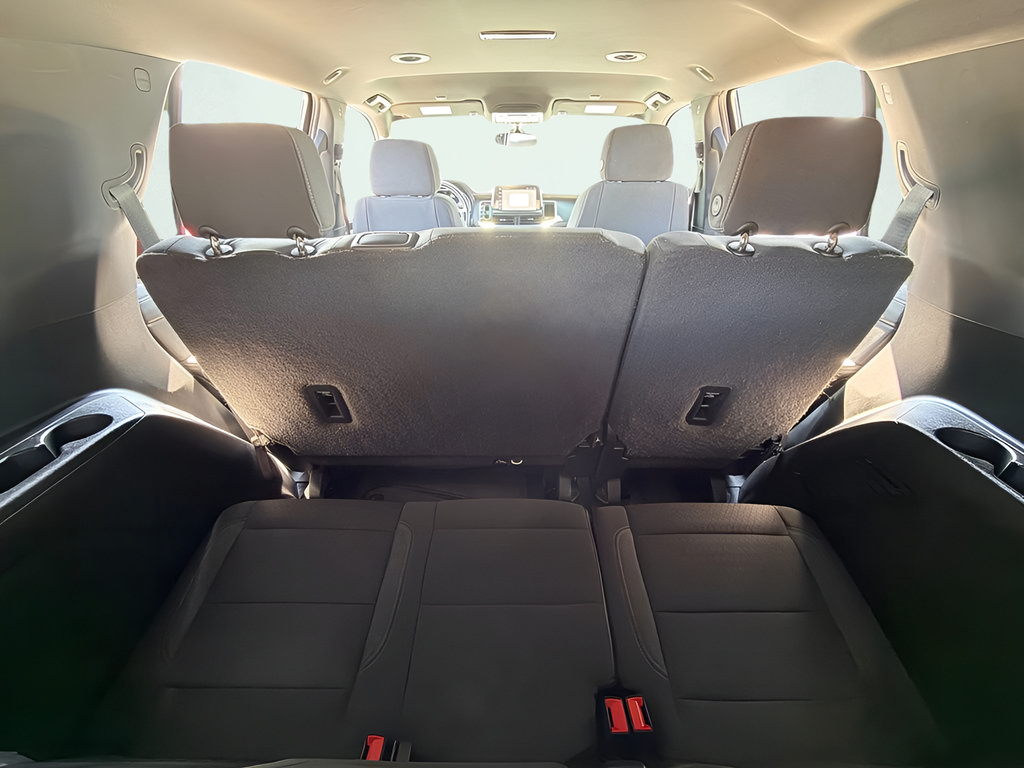 Used 2022 GMC Yukon SLE w/ Max Trailering Package AWD/4WD image 26