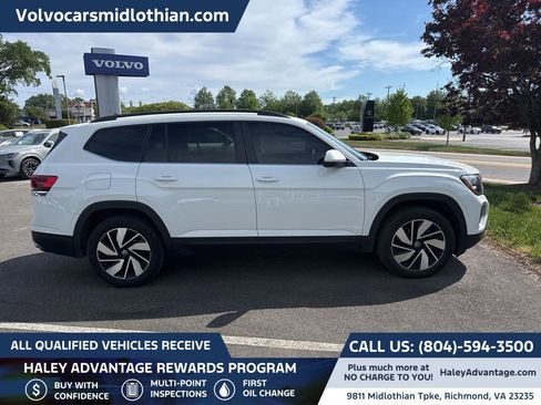 Used 2025 Volkswagen Atlas SE image 1