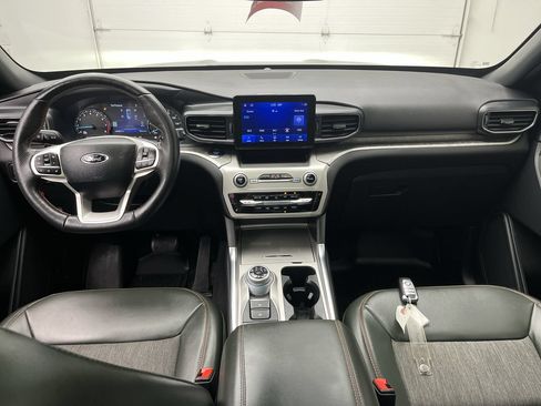 Certified 2022 Ford Explorer Timberline w/ Timberline Technology Package AWD/4WD image 4
