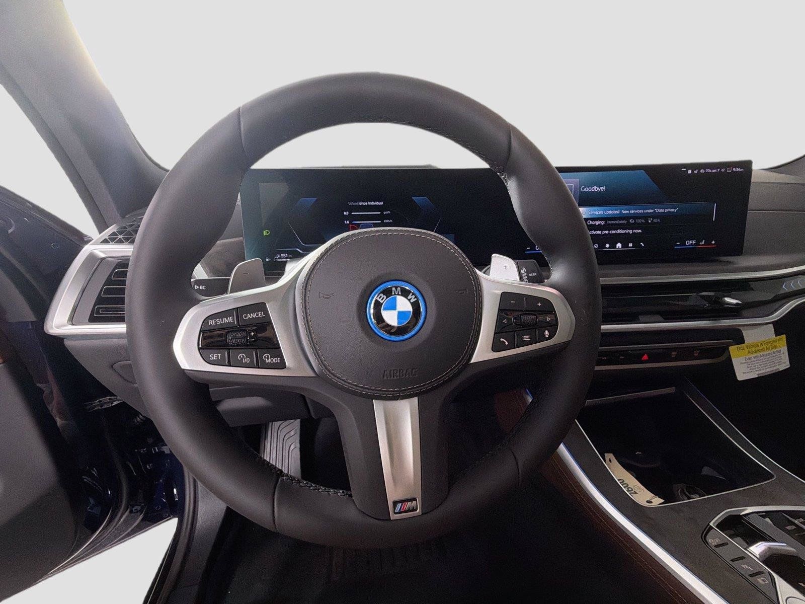 Used 2026 BMW X5 xDrive50e w/ M Sport Package AWD/4WD image 11