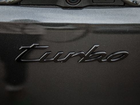 Certified 2025 Porsche Macan Turbo Electric AWD/4WD image 25