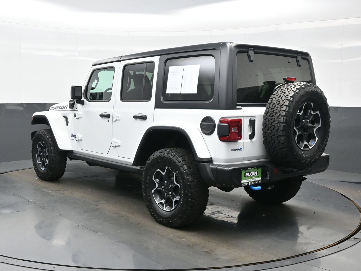 Used 2023 Jeep Wrangler Unlimited Rubicon 4xe AWD/4WD image 5