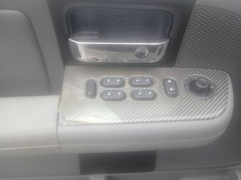 Used 2005 Ford F150 XL RWD image 24