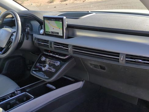 Used 2022 Lincoln Corsair FWD w/ Equipment Group 101A image 32