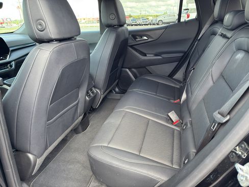 Used 2025 Chevrolet Equinox LT w/ Convenience Package II image 8