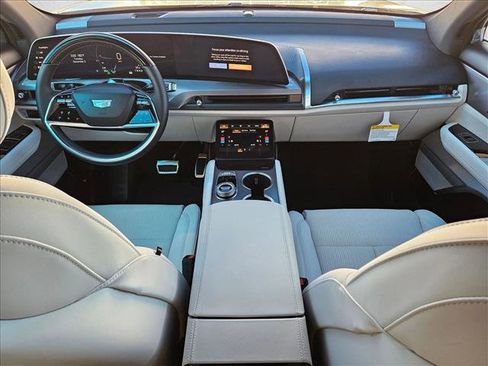 New 2026 Cadillac Vistiq Sport image 16