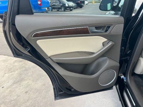 Used 2016 Audi Q5 2.0T Premium Plus w/ Technology Package image 24