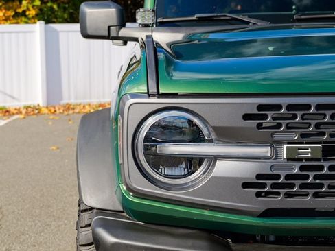 Used 2022 Ford Bronco Badlands w/ Sasquatch Package AWD/4WD image 11
