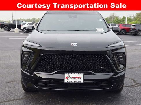 New 2026 Buick Enclave Sport Touring w/ Power Package image 8