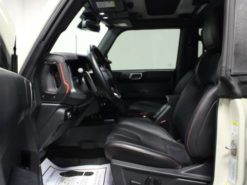 Used 2025 Ford Bronco Raptor AWD/4WD image 12