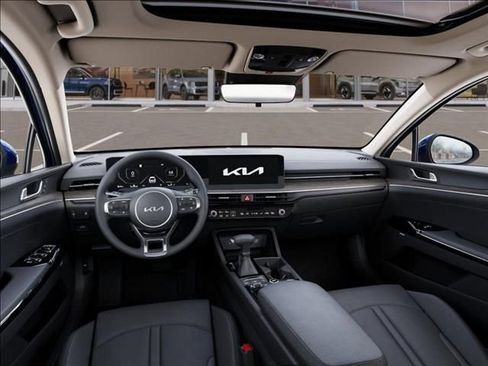 Used 2025 Kia K5 EX image 14