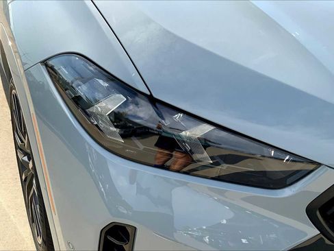 New 2026 BMW X6 M60i image 13