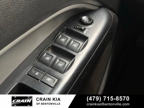 Used 2020 Chevrolet Colorado W/T w/ WT Convenience Package AWD/4WD image 10