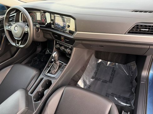 Used 2020 Volkswagen Jetta SE image 69