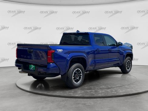 Used 2024 Toyota Tacoma TRD Sport AWD/4WD image 7