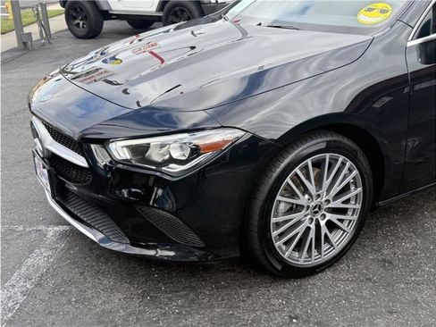 Used 2020 Mercedes-Benz CLA 250 image 11