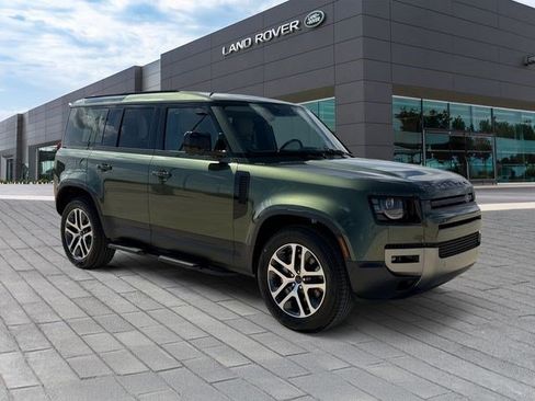 New 2026 Land Rover Defender 110 S AWD/4WD image 7