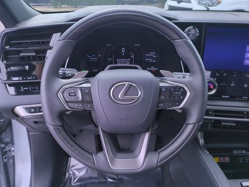 Certified 2025 Lexus RX 350h image 19