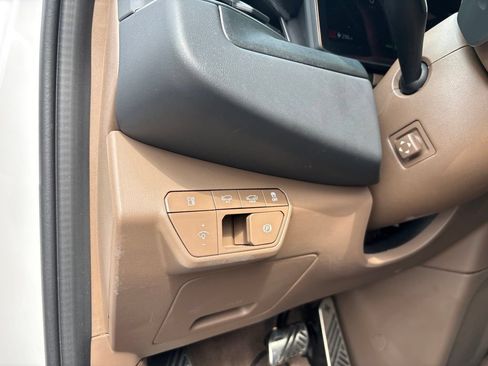 Certified 2026 Kia EV9 GT-Line AWD/4WD image 6