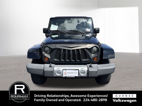 Used 2011 Jeep Wrangler Unlimited Sahara w/ Dual Top Group AWD/4WD image 3