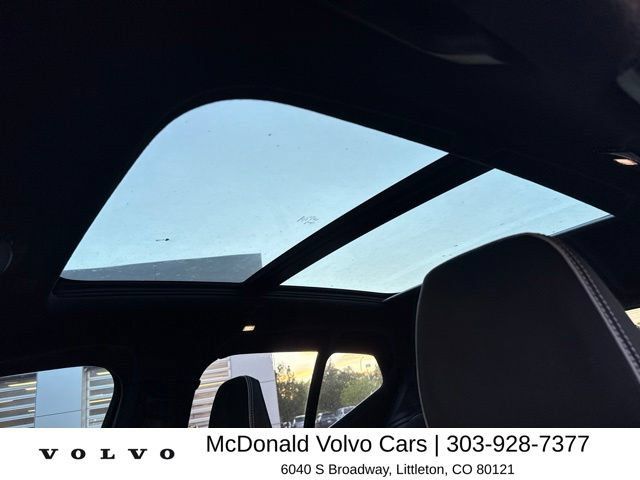 Used 2023 Volvo XC40 Recharge Plus AWD/4WD image 7