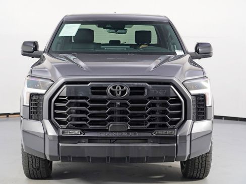 Used 2025 Toyota Tundra Limited w/ TRD Off-Road Package AWD/4WD image 48