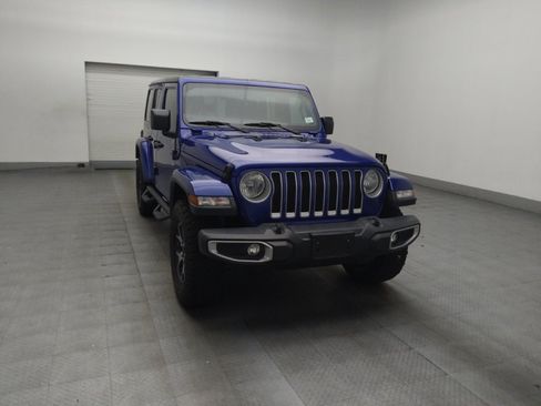 Used 2018 Jeep Wrangler Unlimited Sahara AWD/4WD image 13