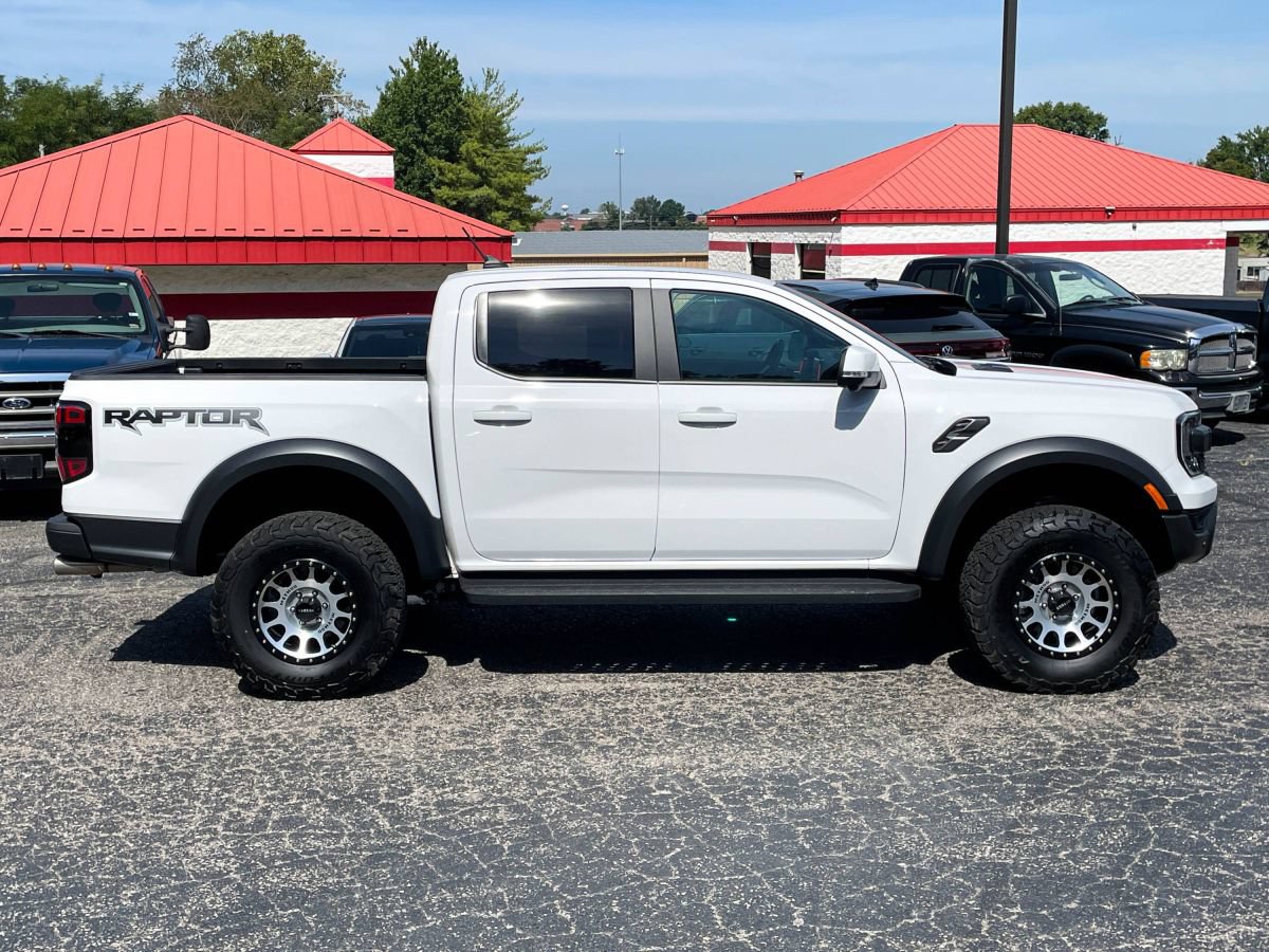Used 2025 Ford Ranger Raptor AWD/4WD image 4