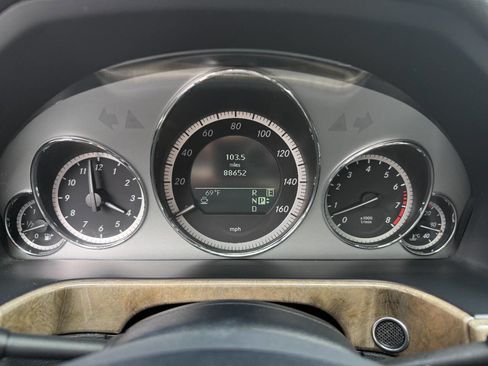 Used 2011 Mercedes-Benz E 350 4MATIC Sedan image 15