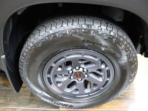 Used 2026 Nissan Frontier PRO-4X w/ Pro-4x Convenience Package AWD/4WD image 35