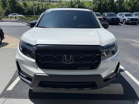Used 2024 Honda Ridgeline Black Edition image 2